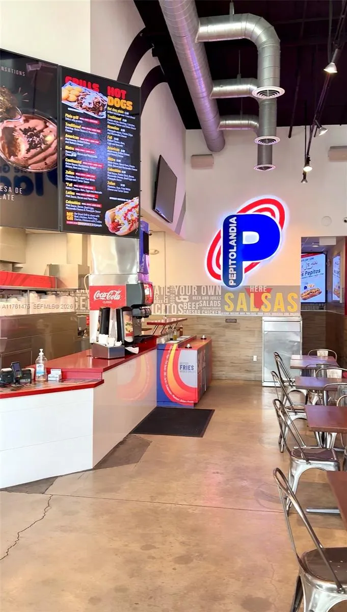 58 ST, Doral FL 33178