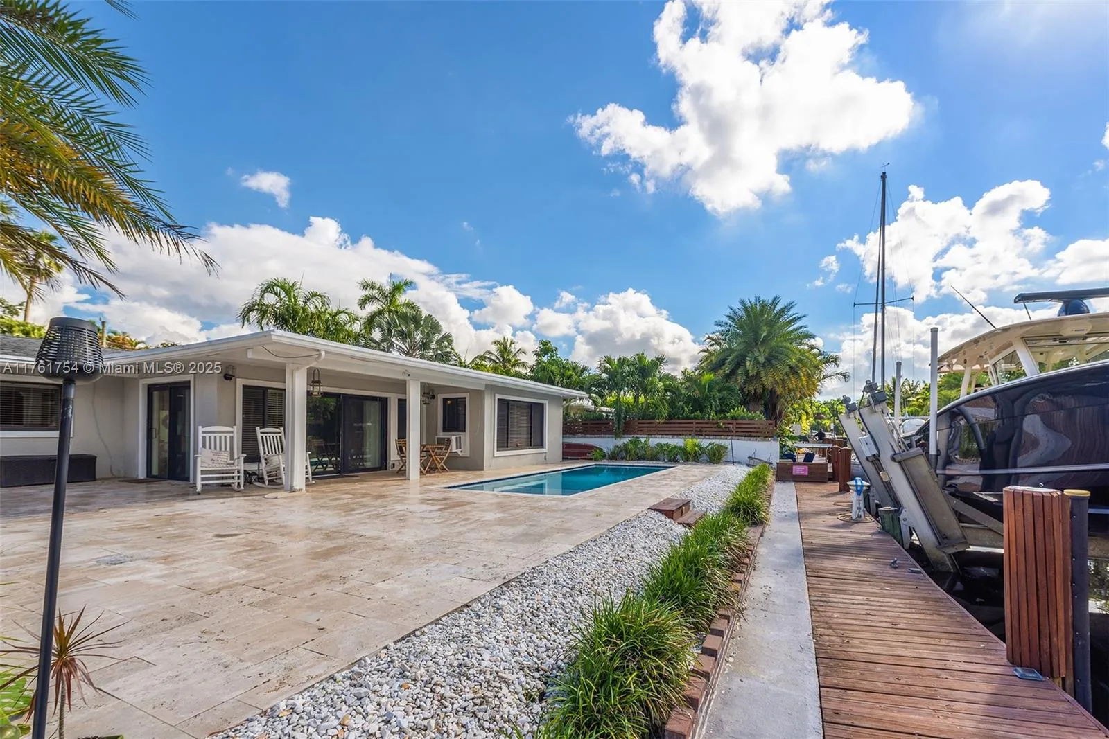 1722 W Las Olas Blvd, Fort Lauderdale FL 33312