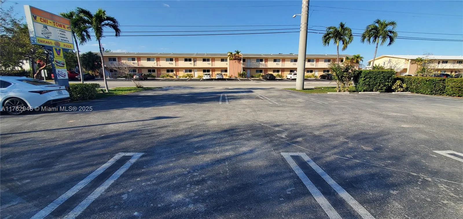 330 E Mcnab Rd, Pompano Beach FL 33060