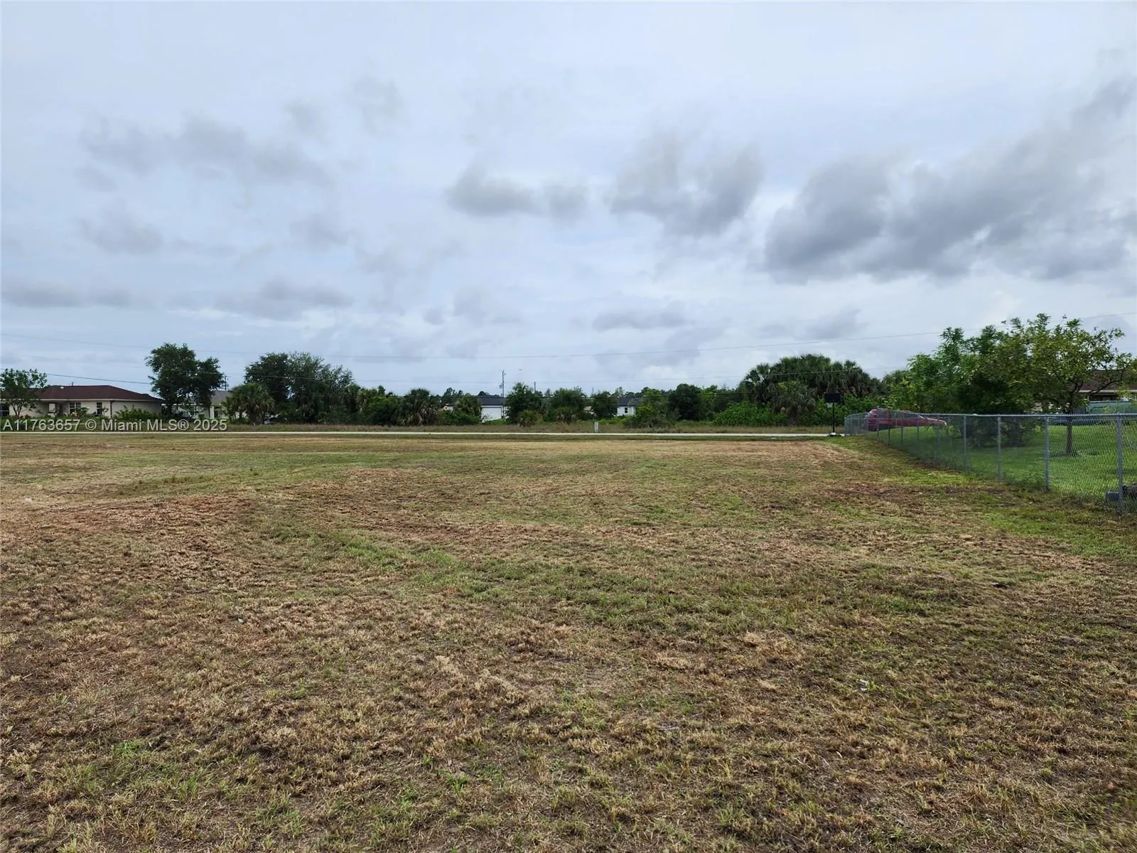 3807 24th ST W, Lehigh Acres FL 33971