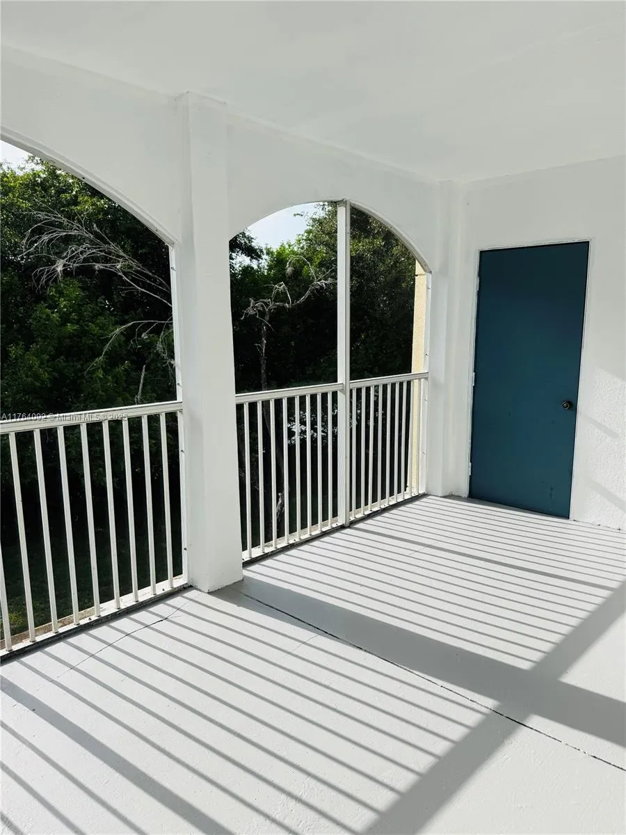2 bedroom 2 bath for sale at 815 W Boynton Beach Blvd # 205, Boynton Beach FL 33426