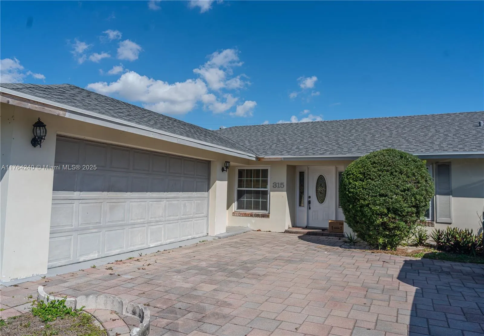 315 SW 12th Ave, Boynton Beach FL 33435