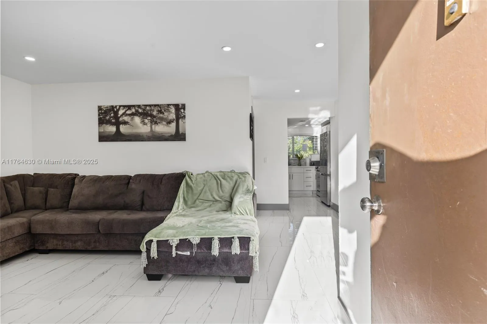 4141 NW 21st St # 102, Lauderhill FL 33313