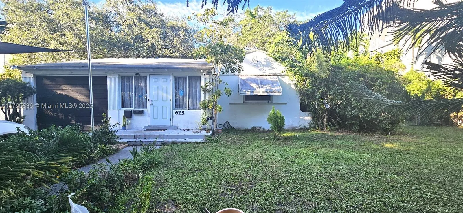 for sale at 625 NE 121st St, North Miami FL 33161