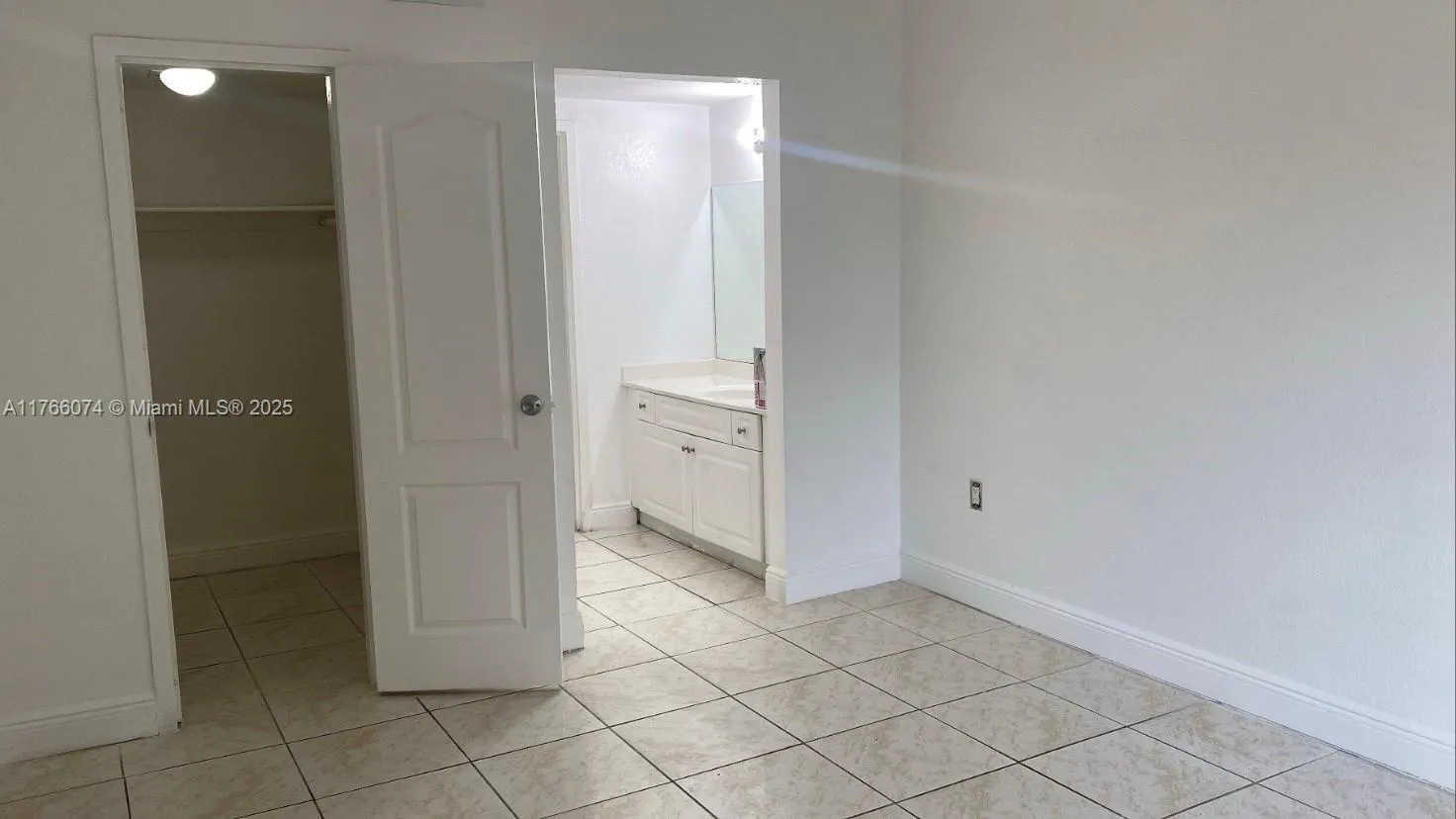 5102 NW 79th Ave # 304, Doral FL 33166