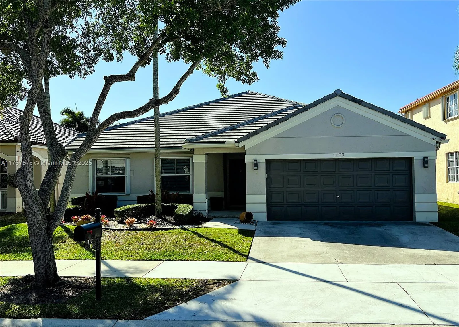 4 bedroom 2 bath for sale at 1107 Fairfield Meadows Dr, Weston FL 33327