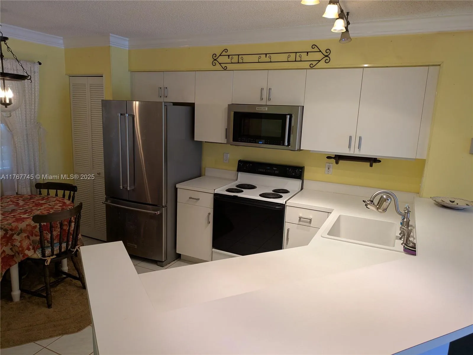 2334 S Cypress Bend Dr # 602, Pompano Beach FL 33069