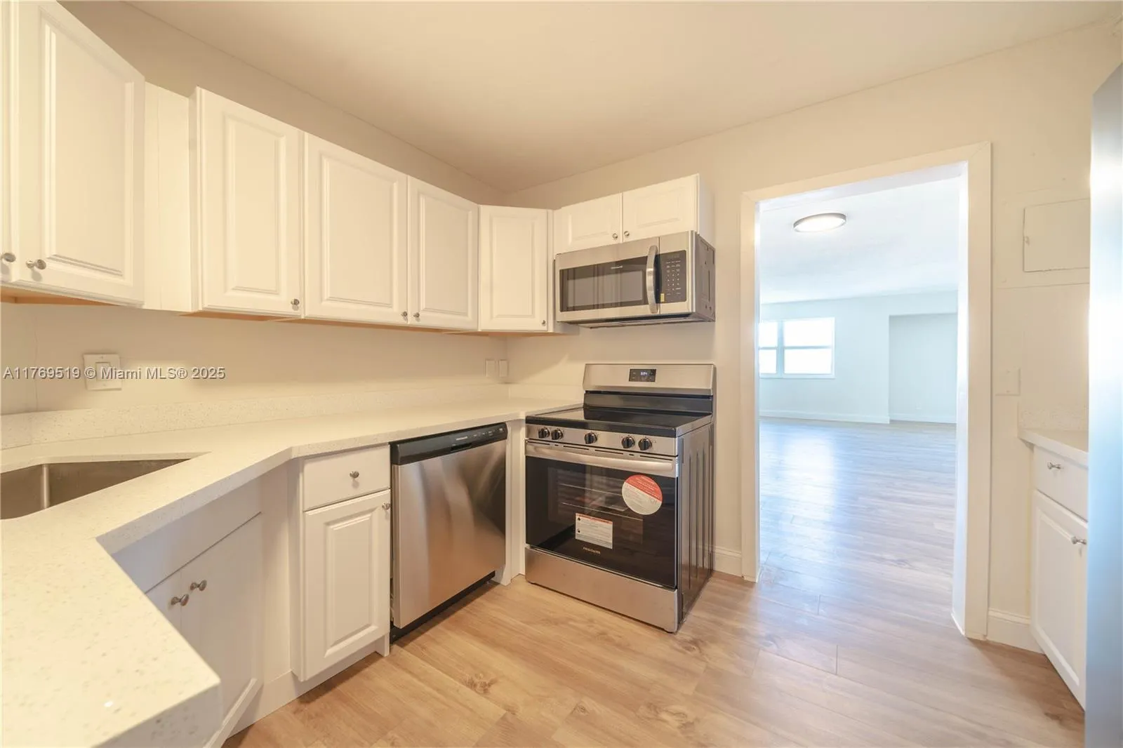 3301 Spanish Moss Ter # 802, Lauderhill FL 33319