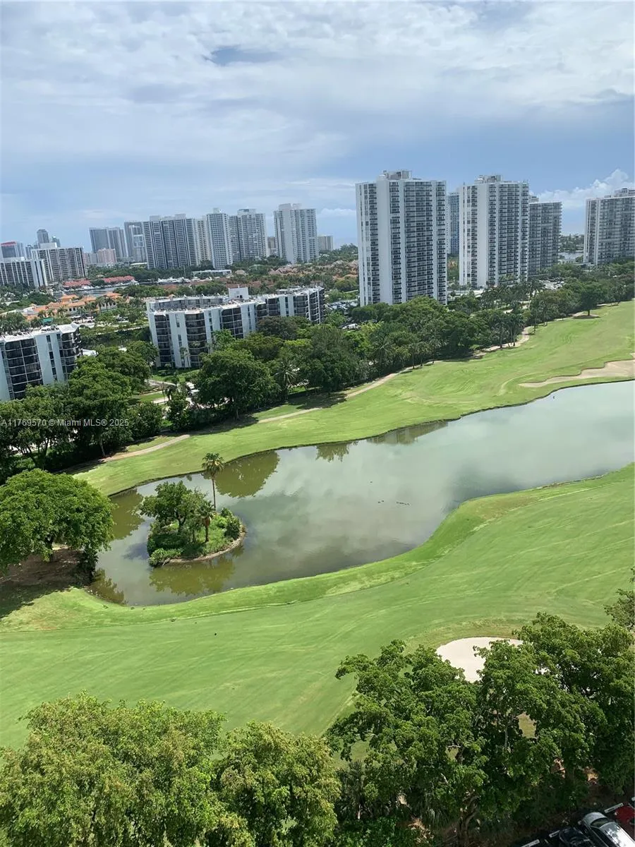 20225 NE 34 CT # 1819, Aventura FL 33180