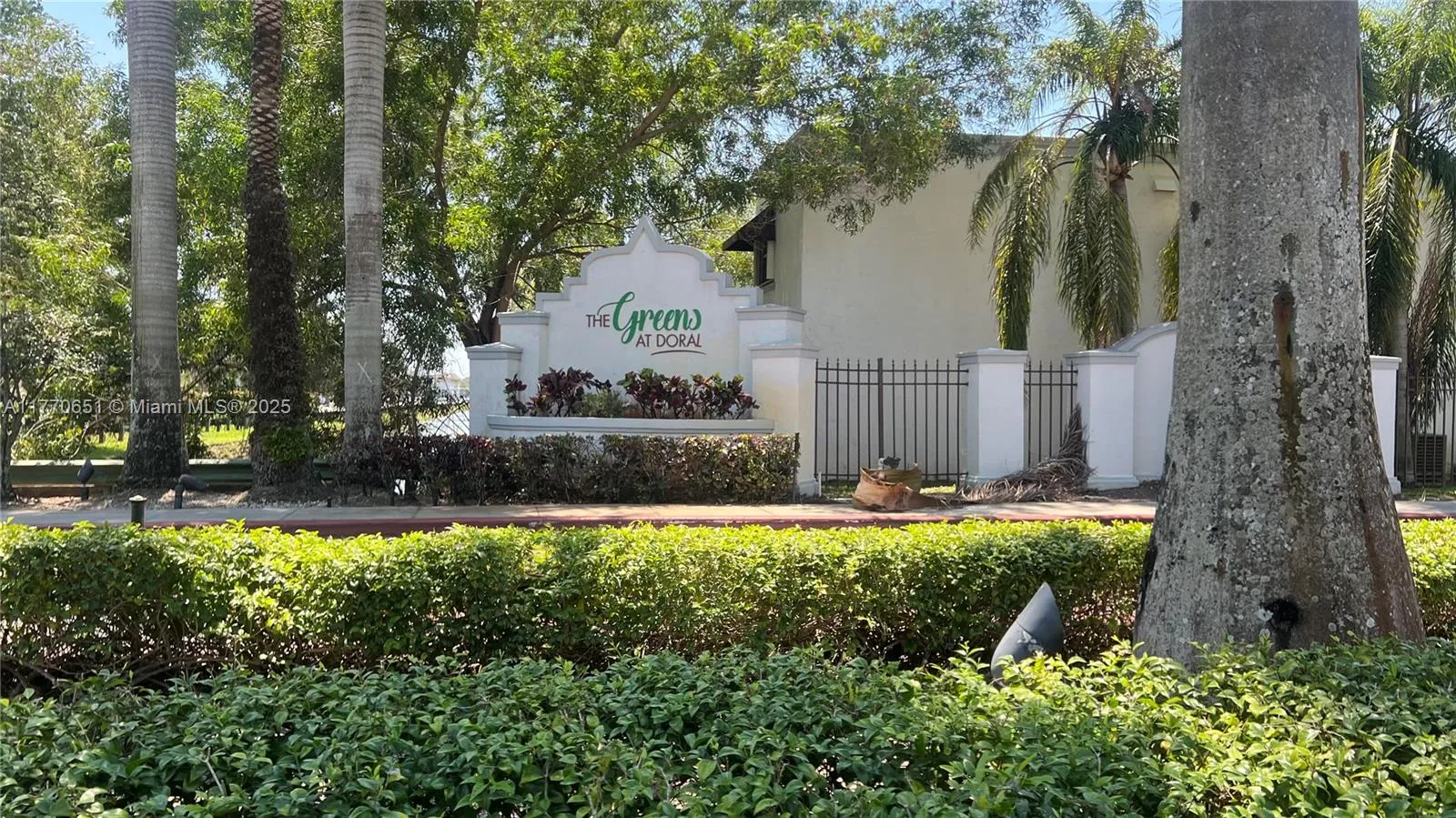 2 bedroom 2 bath for sale at 9759 NW 49th Ter # 410, Doral FL 33178