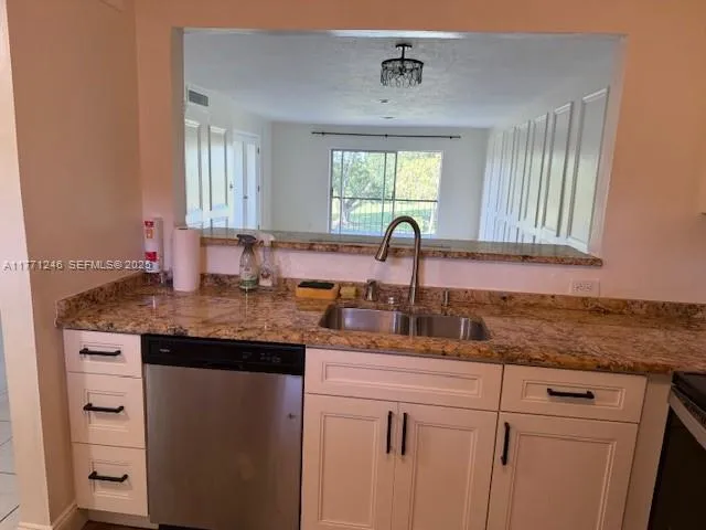 6101 N Falls Circle Dr # 312, Lauderhill FL 33319