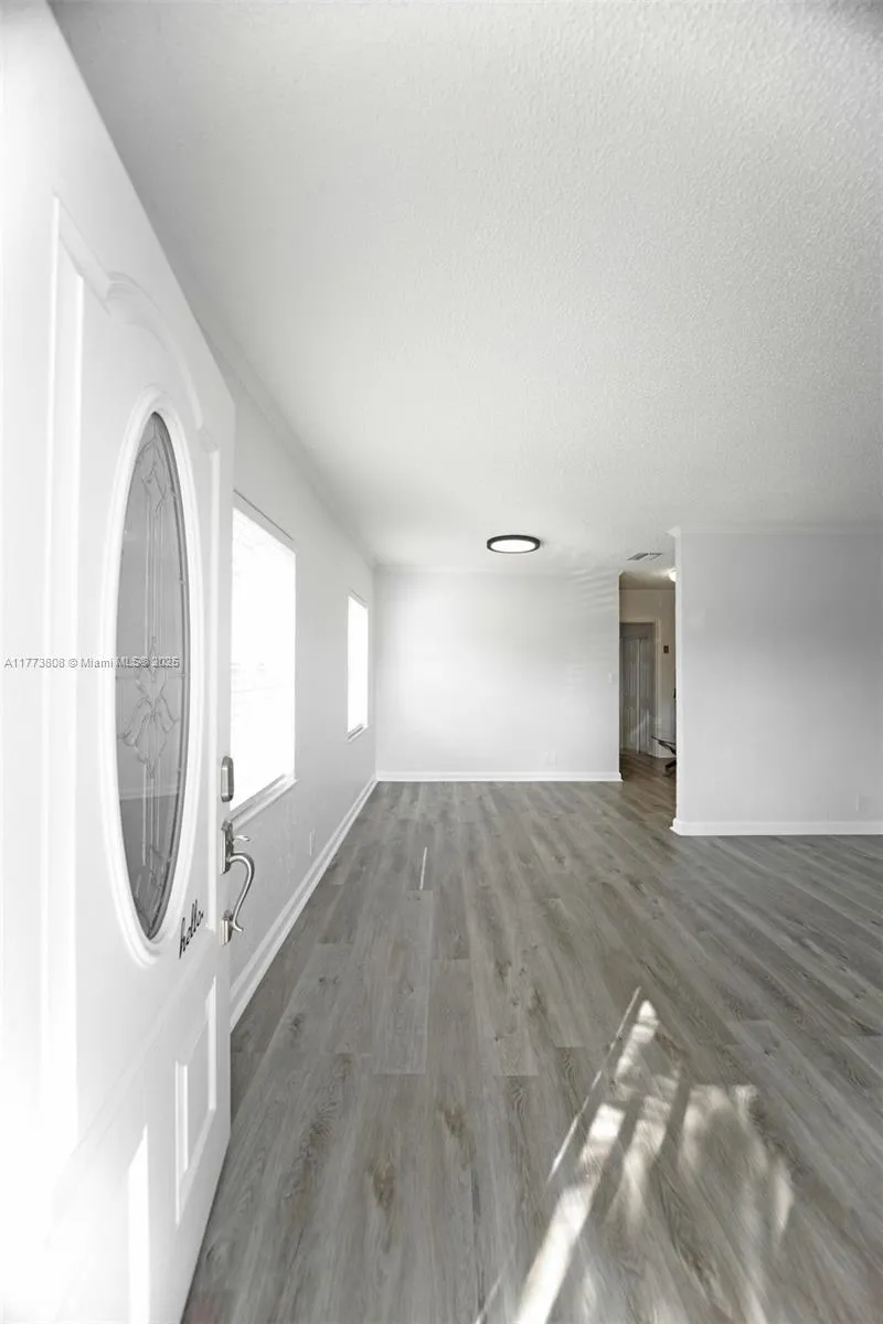 621 Hudson Rd, West Palm Beach FL 33405