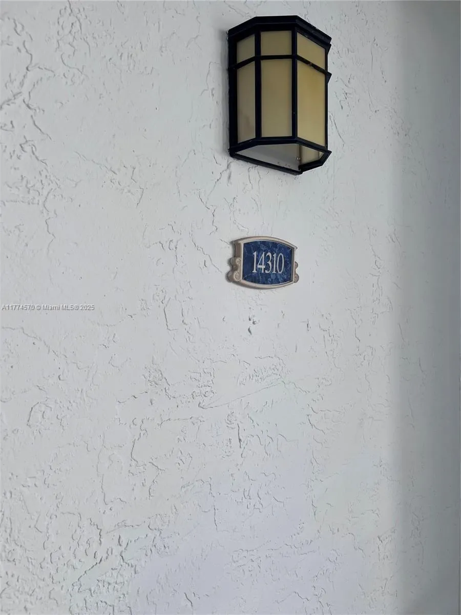 3215 NE 184th St # 14310, Aventura FL 33160