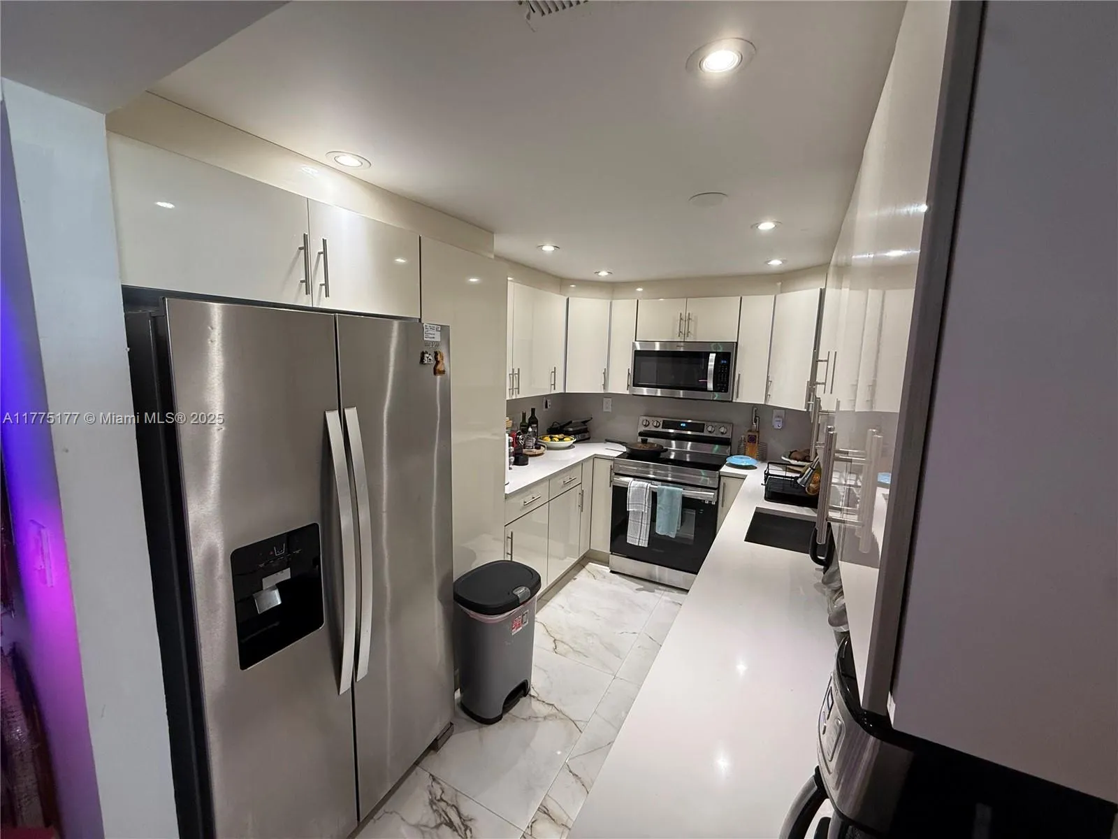 5401 Collins Ave # 1016, Miami Beach FL 33140