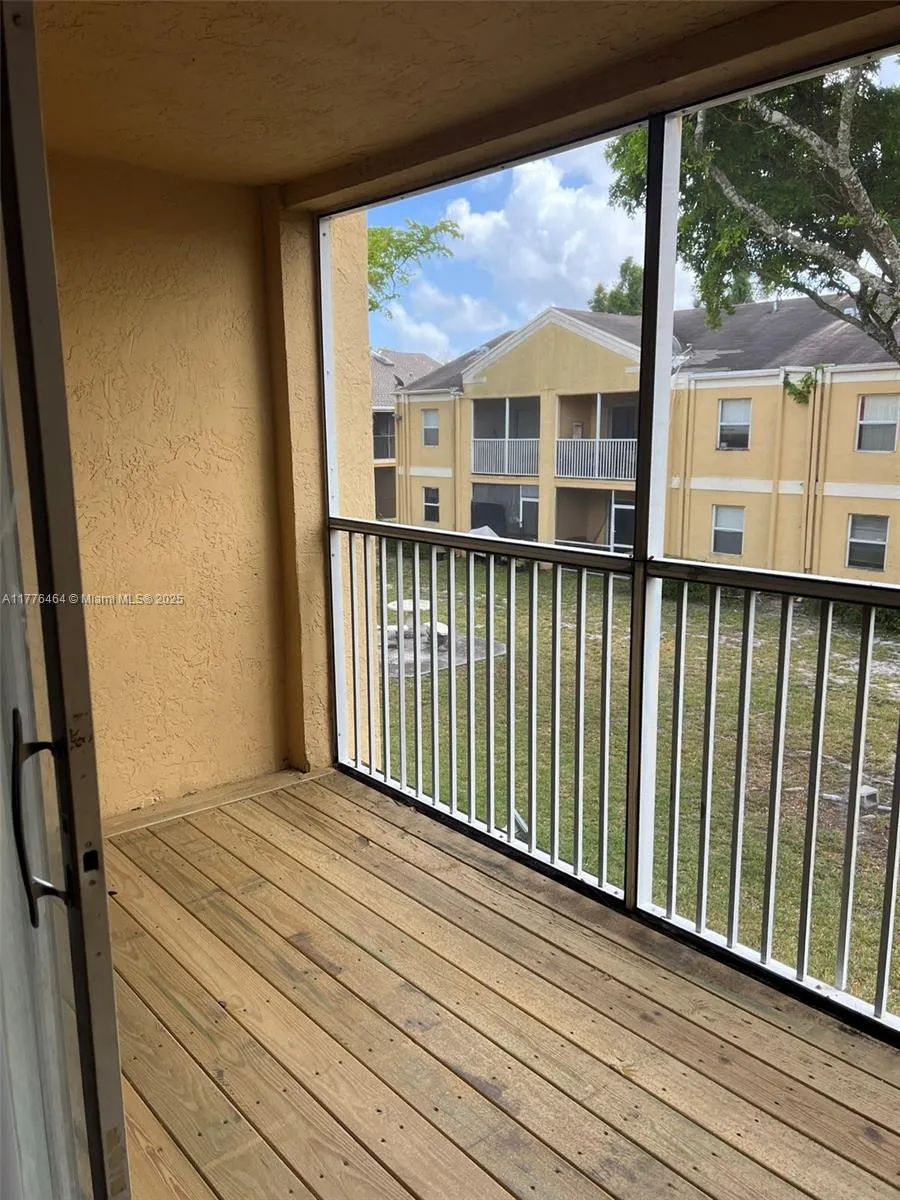 2451 NW 56th Ave # 204, Lauderhill FL 33313