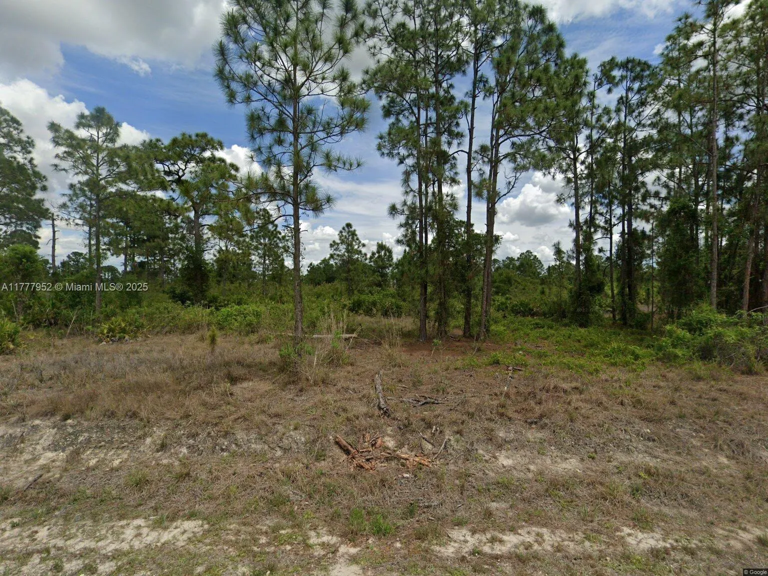 for sale at 414 Abbott, Lehigh Acres FL 33972