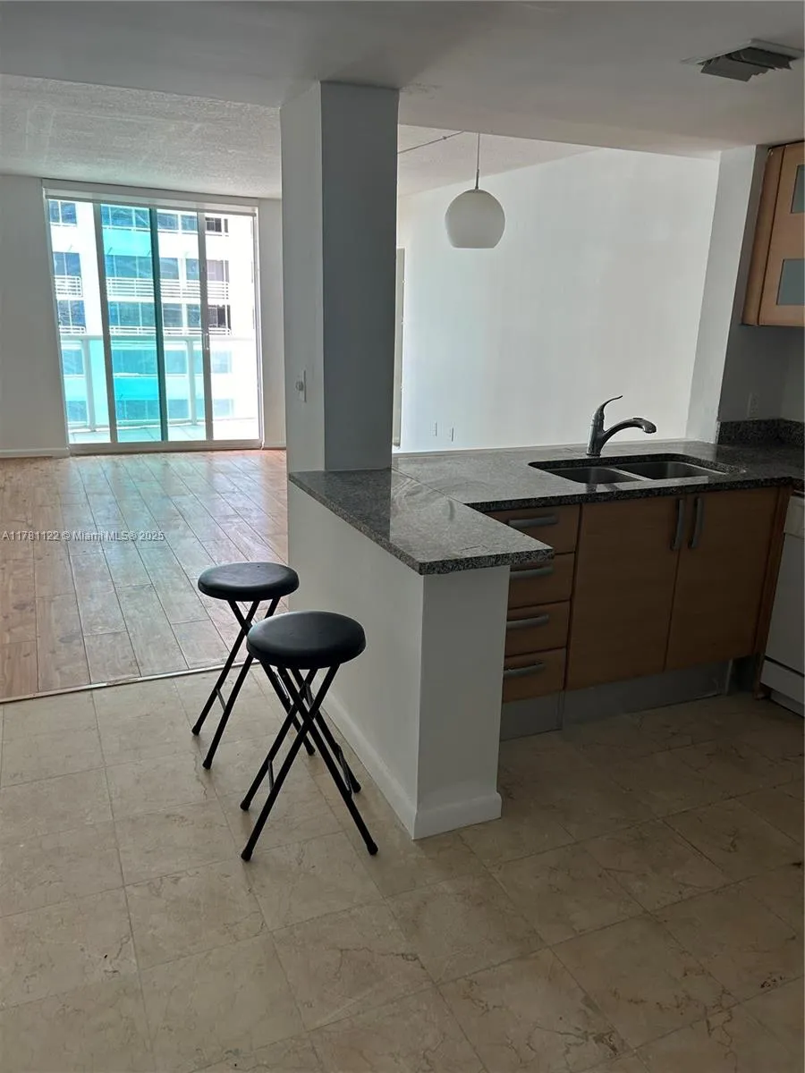 2101 Brickell Ave # 502, Miami FL 33129