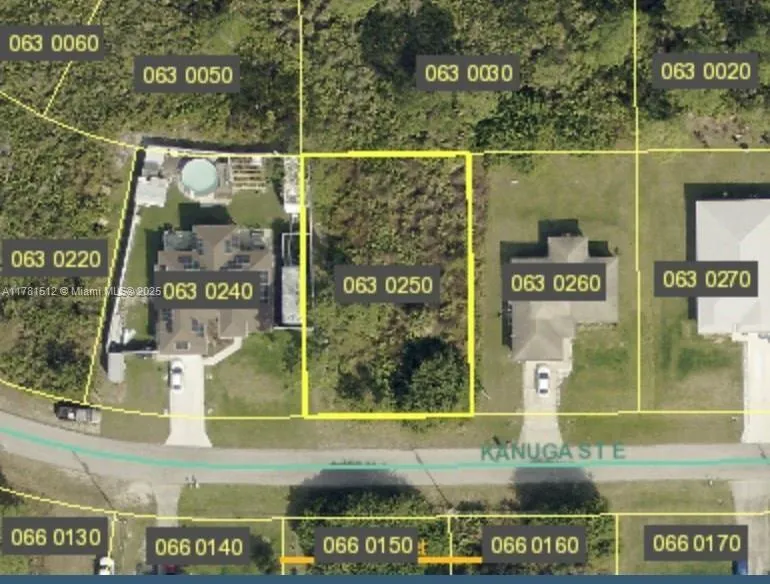for sale at 913 Kanuga ST, Lehigh Acres FL 33974