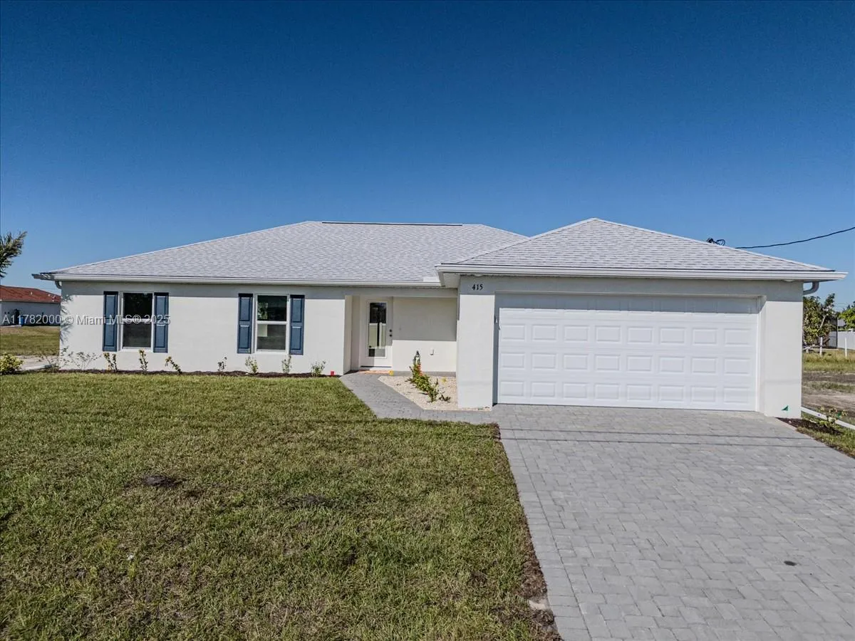4 bedroom 4 bath for sale at 415 NW 11th ST, Cape Coral FL 33993