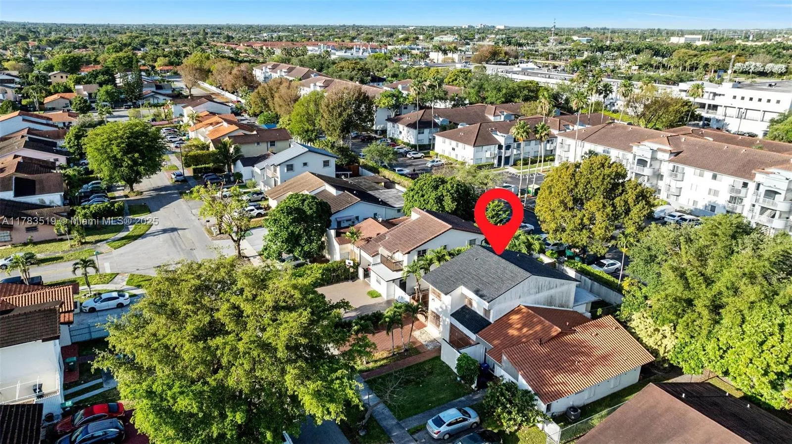 3 bedroom 2 bath for sale at 226 SW 104th ct, Sweetwater FL 33174