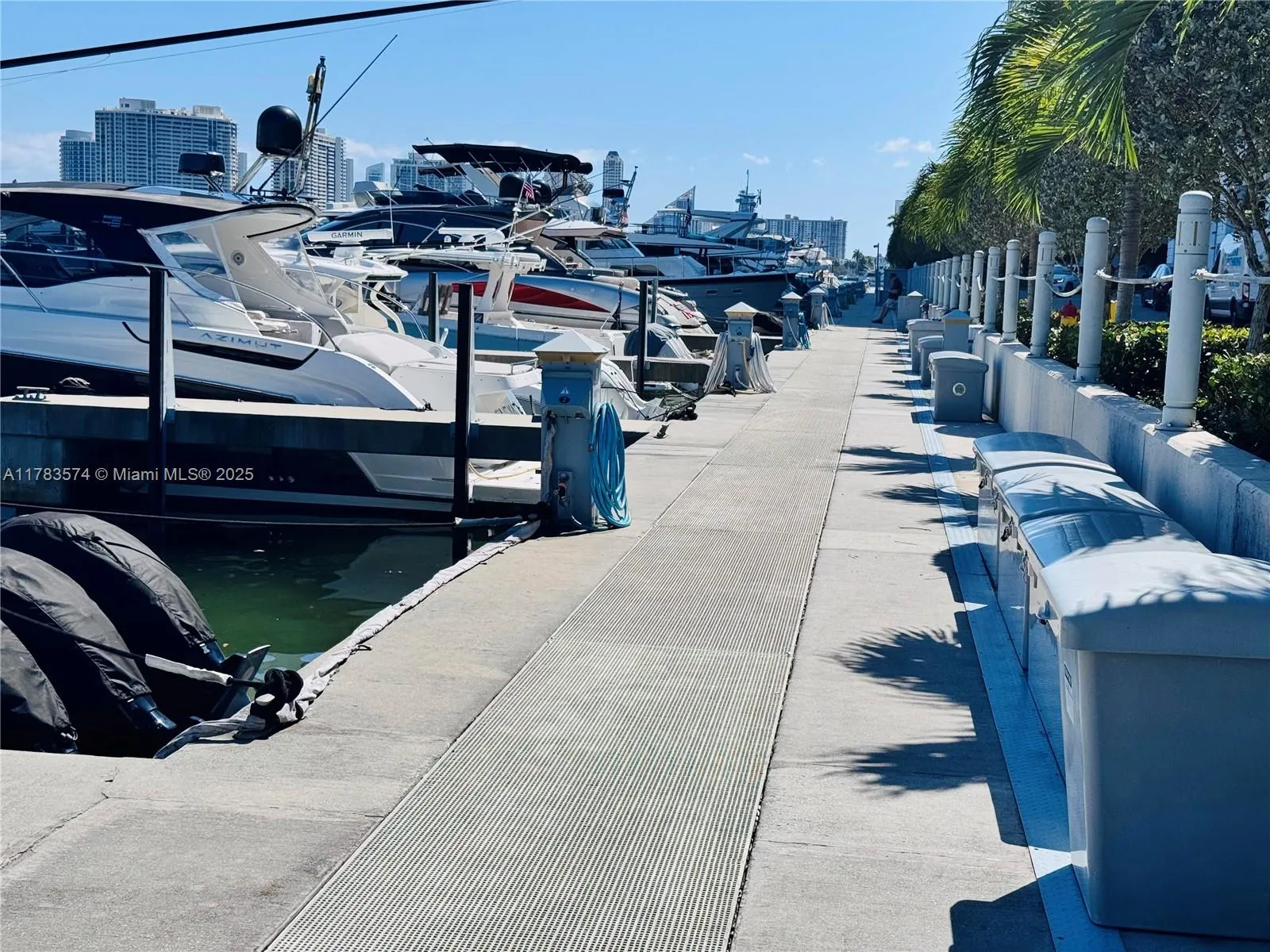 17211 Biscayne Blvd, Boat Slip 15, North Miami Beach FL 33160