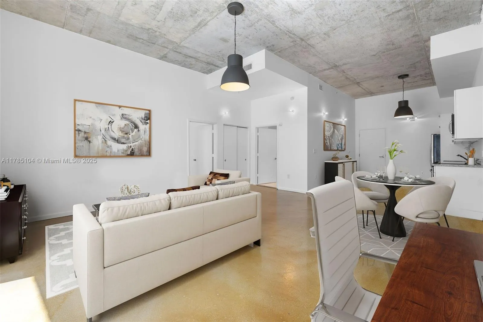 2001 Meridian Ave # 412, Miami Beach FL 33139