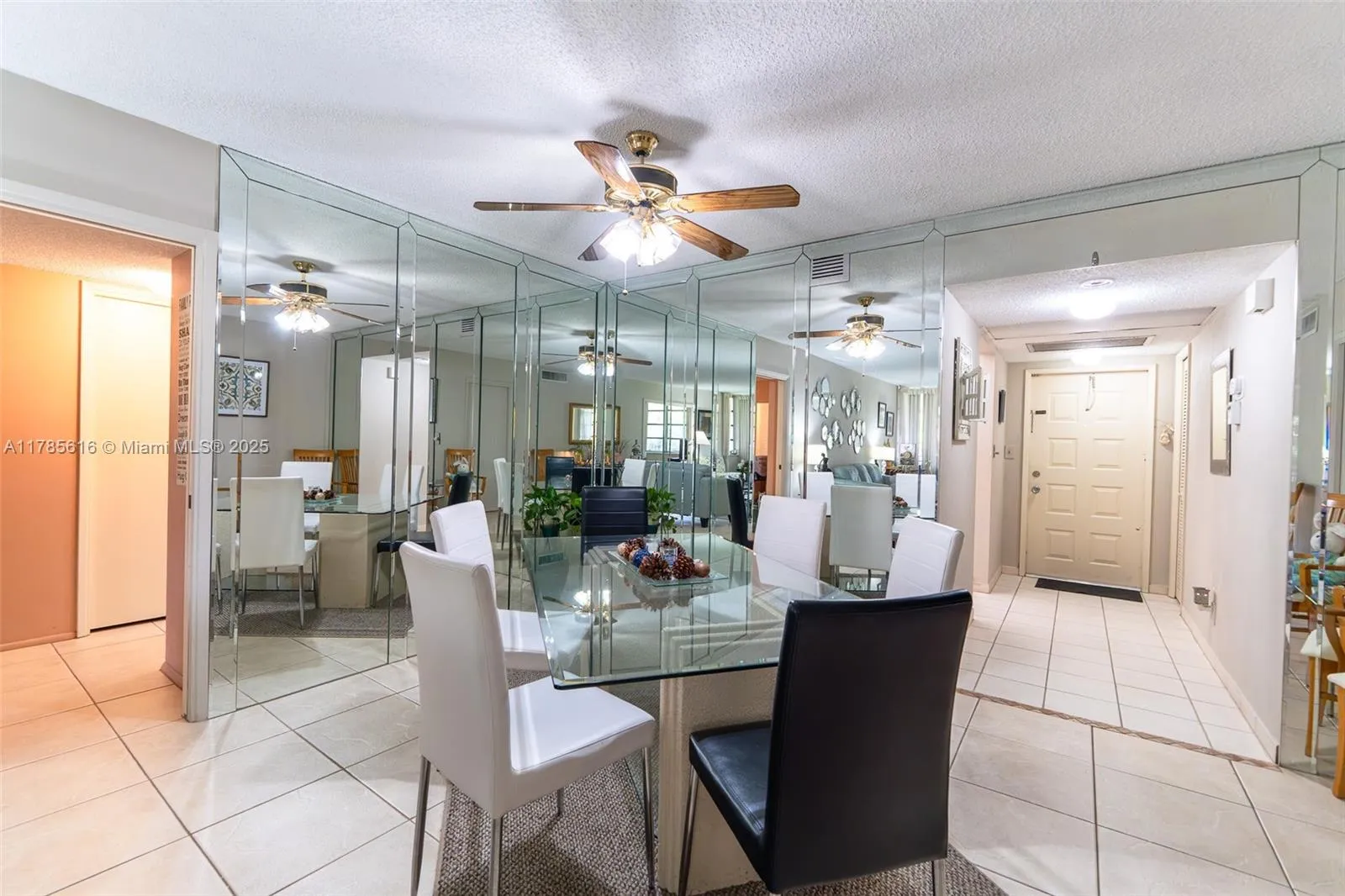 3 bedroom 3 bath for sale at 4221 W Palm Aire Dr # 203, Pompano Beach FL 33069