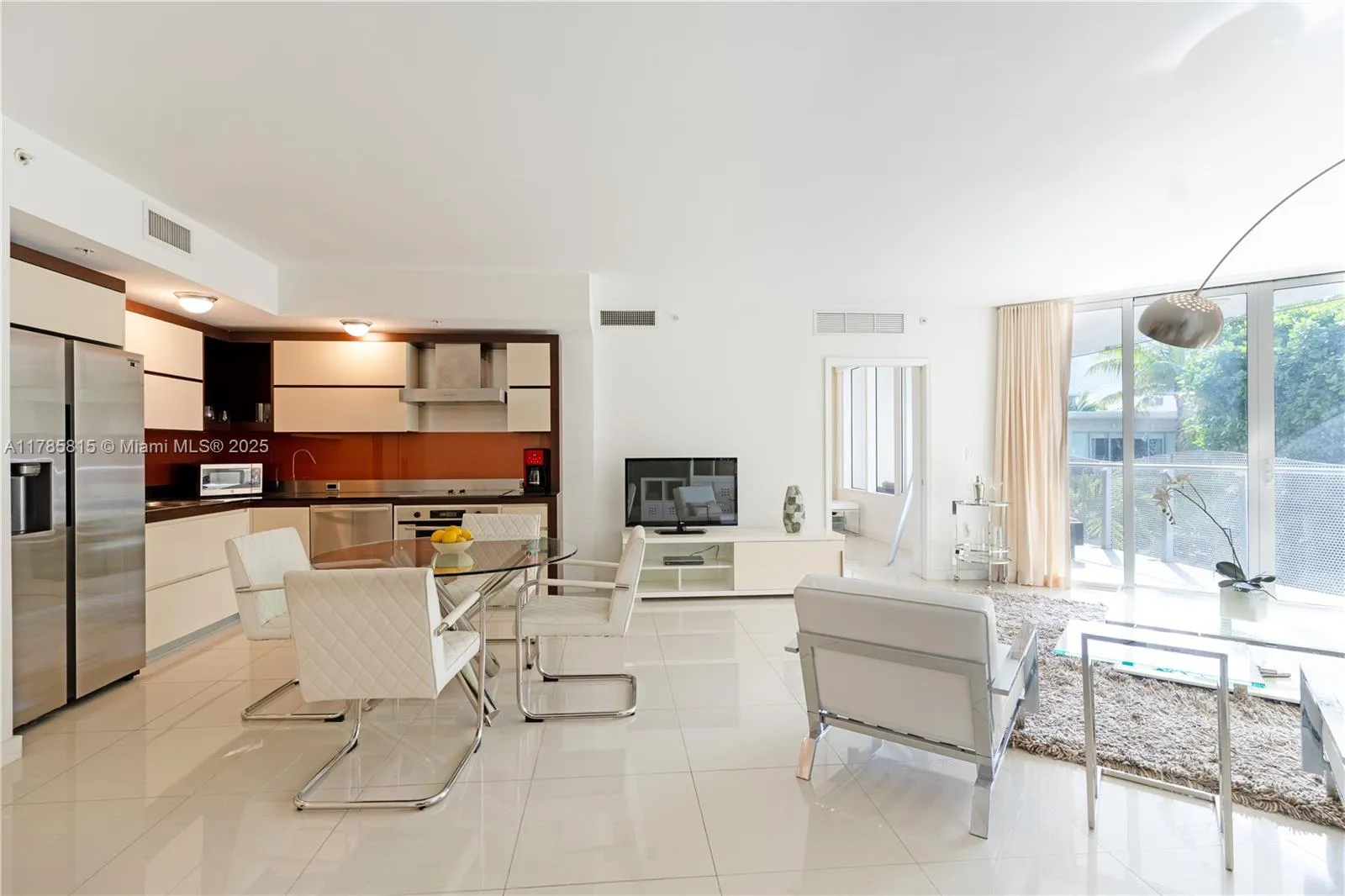 2155 Washington Ct # 207, Miami Beach FL 33139