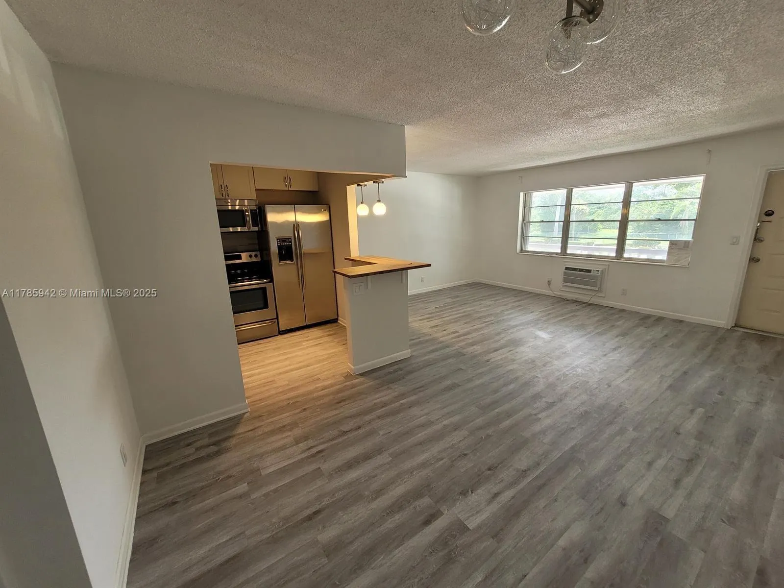 14 Salisbury A # 14, West Palm Beach FL 33417