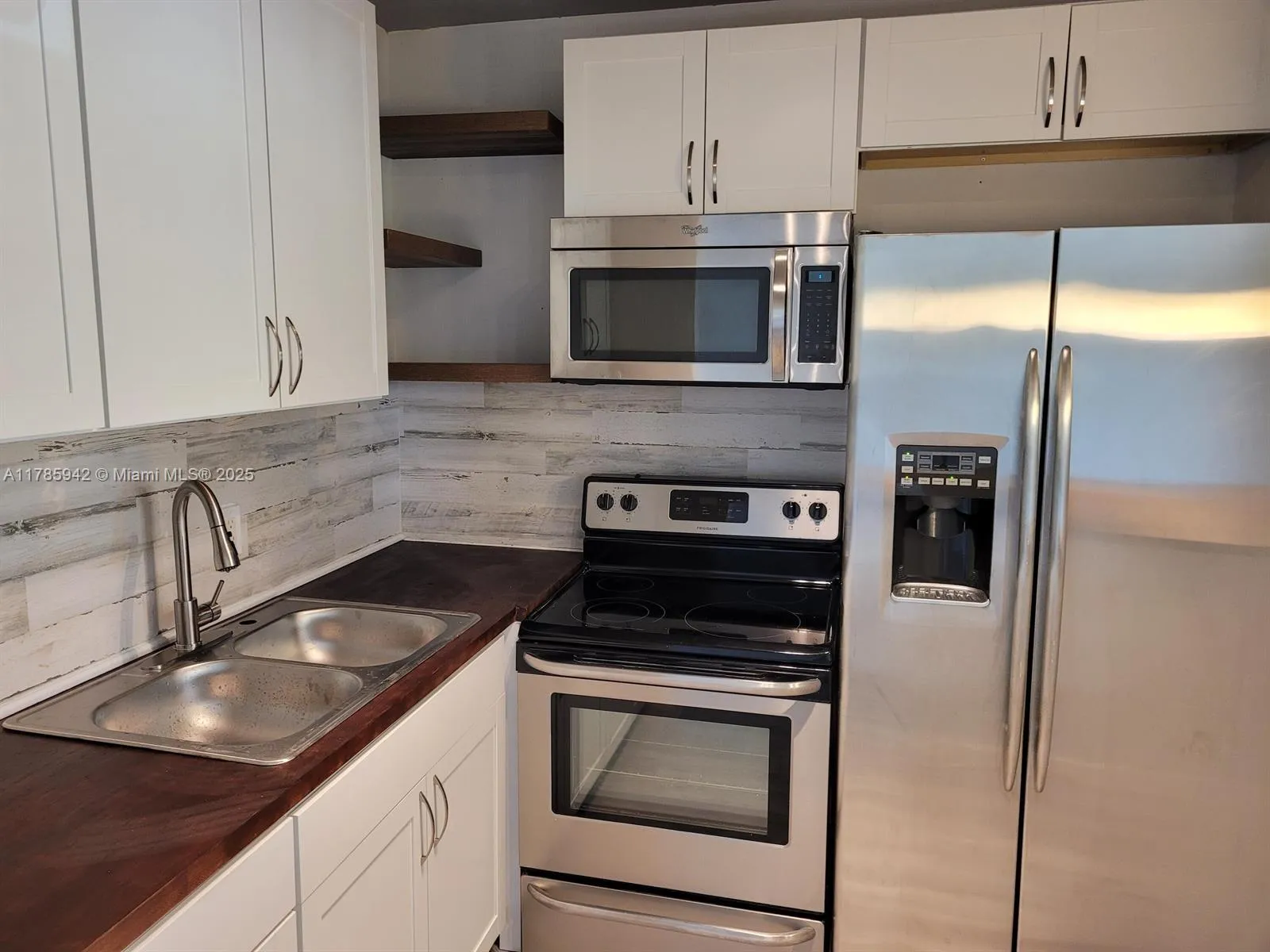 14 Salisbury A # 14, West Palm Beach FL 33417