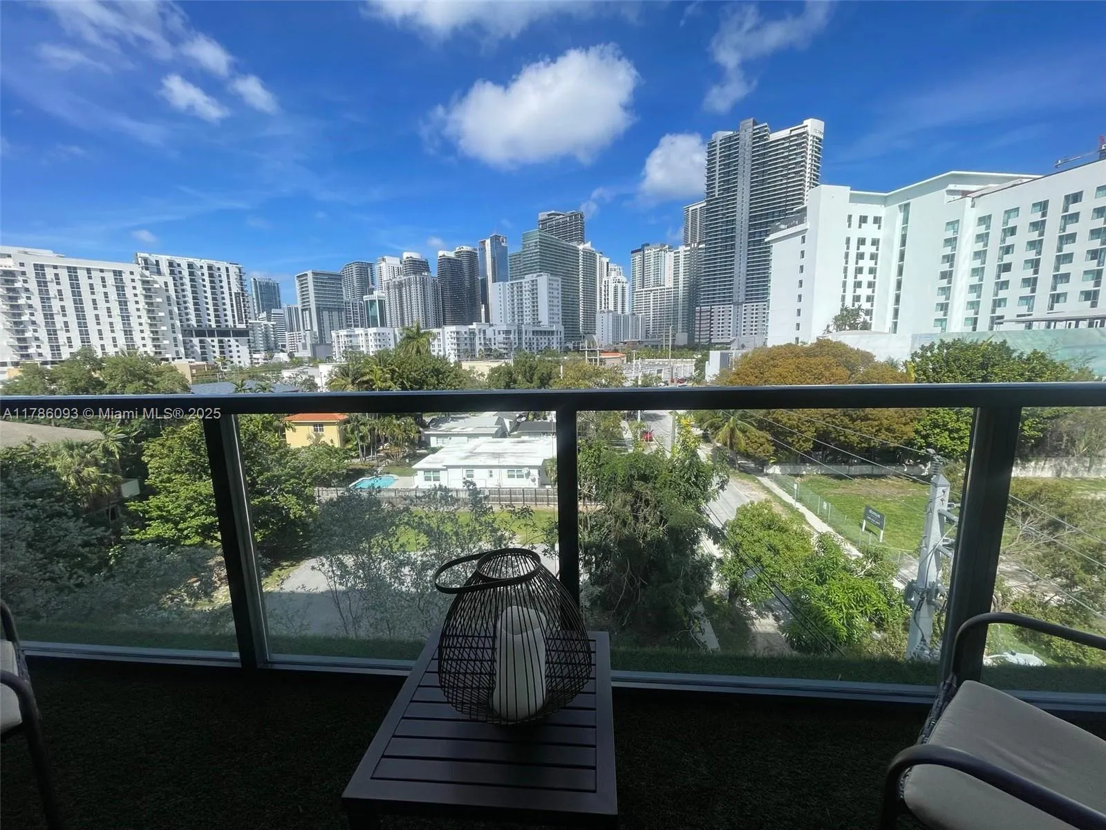 2 bedroom 2 bath for sale at 201 SW 17th Rd # 607, Miami FL 33129