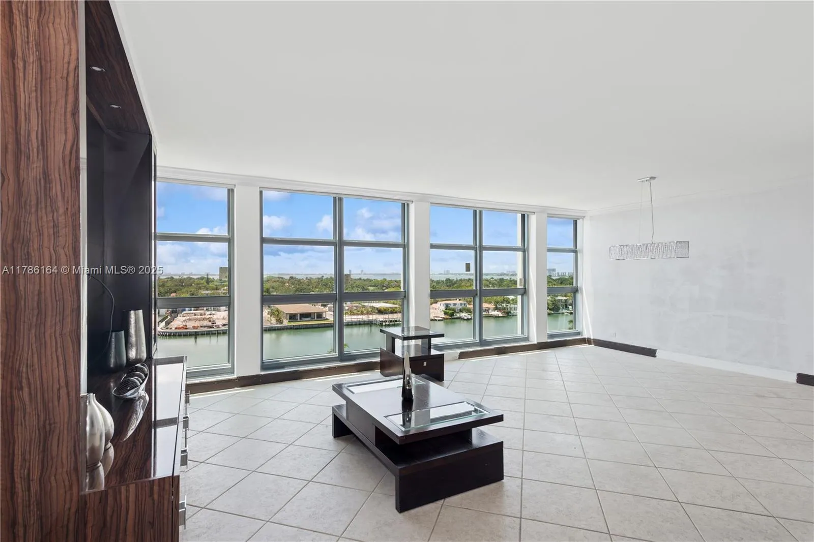 5055 Collins Ave # 10J, Miami Beach FL 33140