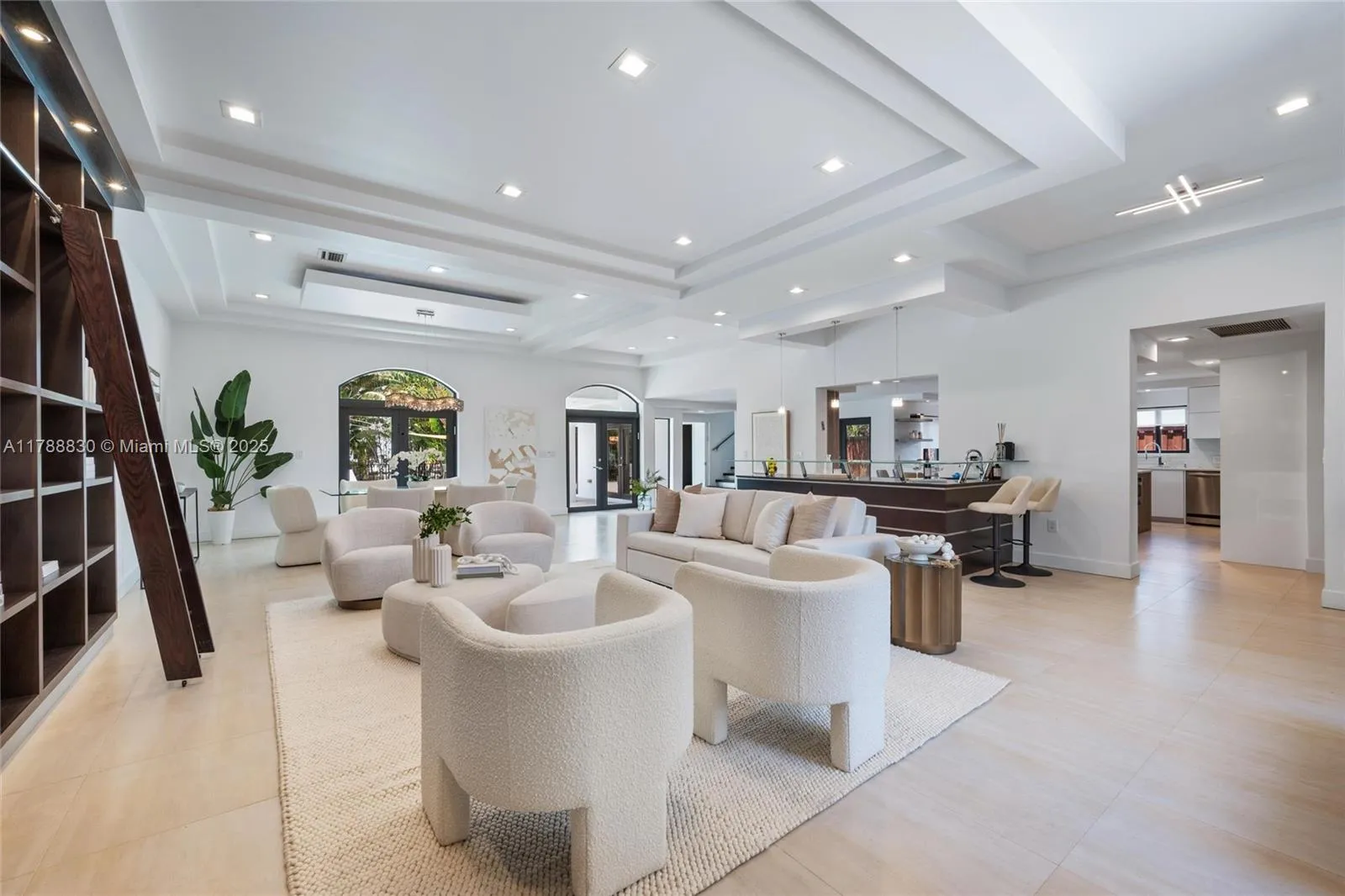 20600 NE 22nd Pl, Miami FL 33180