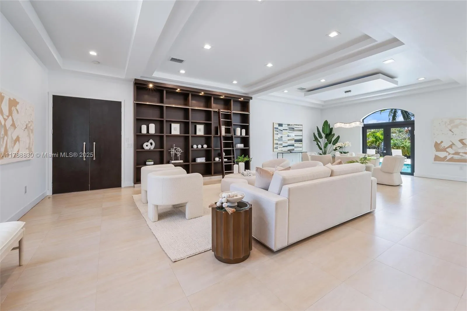 20600 NE 22nd Pl, Miami FL 33180