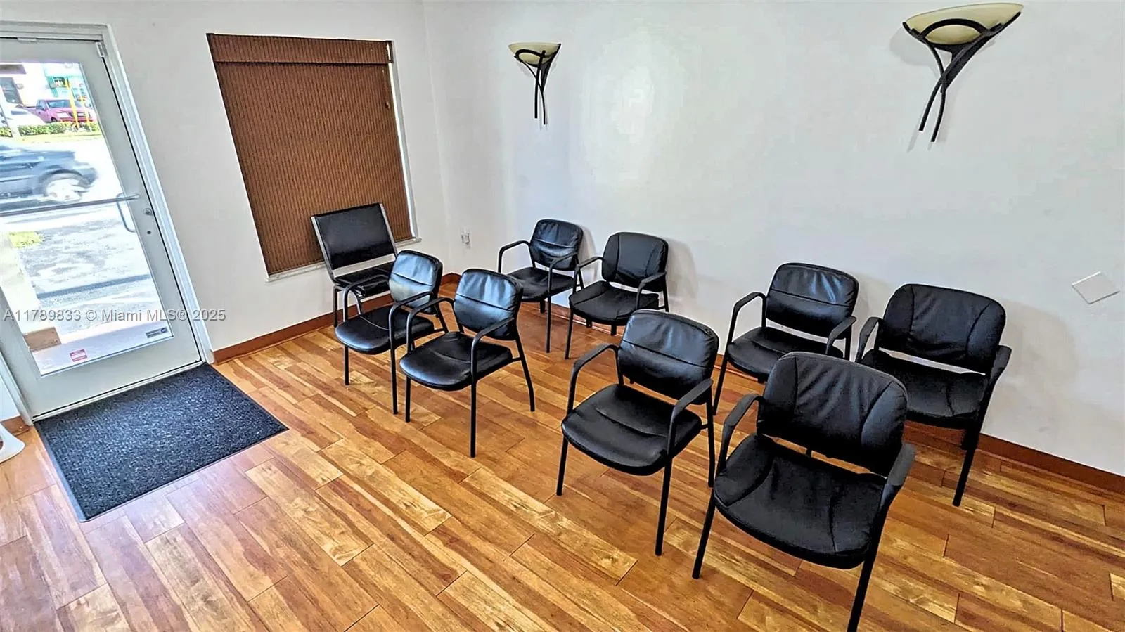 7050 Taft St, Hollywood FL 33024