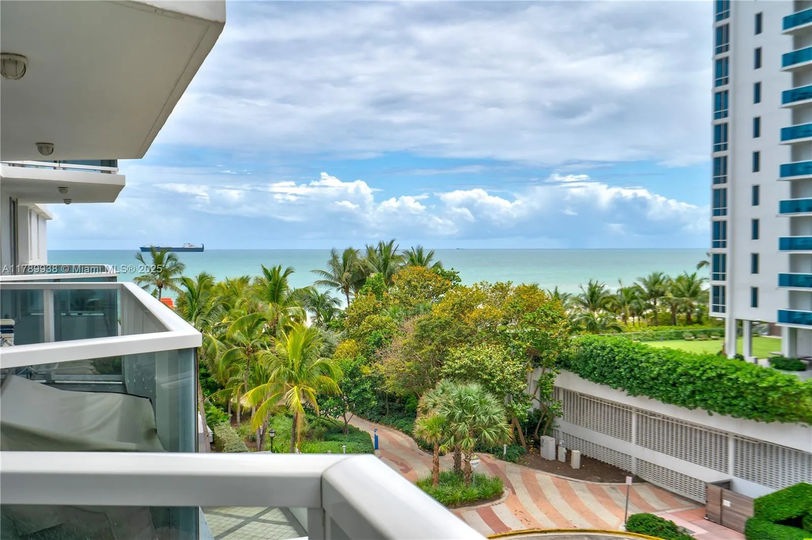 2401 Collins Ave # 705, Miami Beach FL 33140