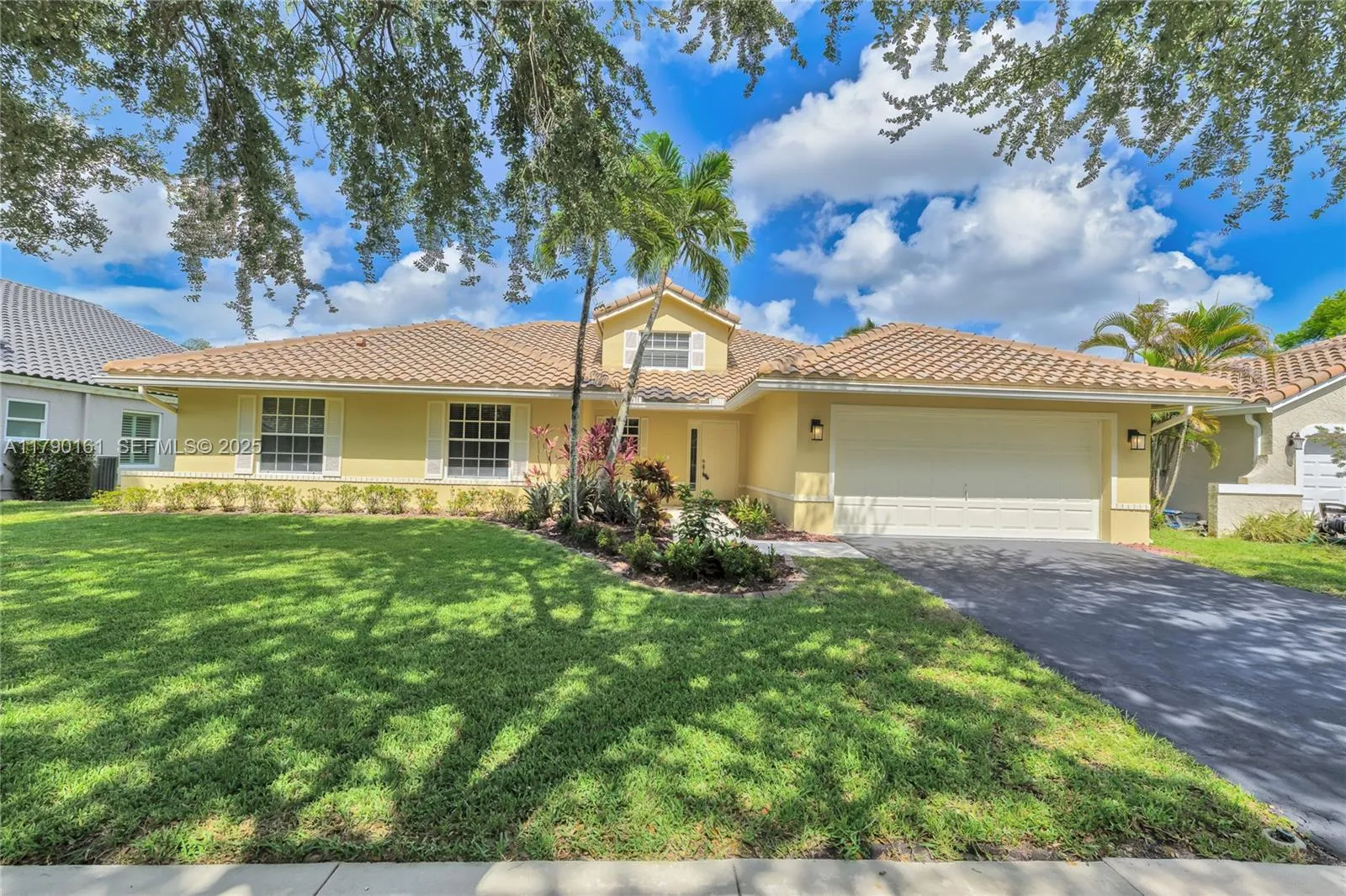 3 bedroom 2 bath for sale at 3562 W Southern Orchard Rd W, Davie FL 33328