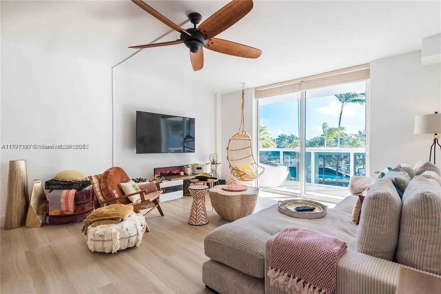 10275 Collins Ave # 219, Bal Harbour FL 33154