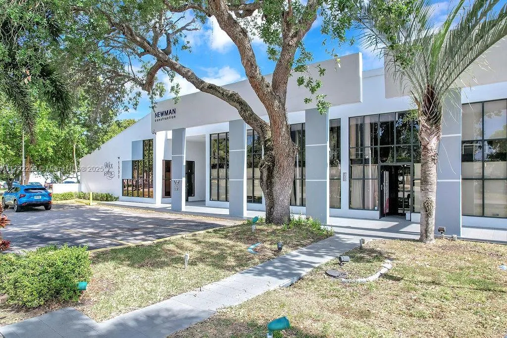 1590 NE 162nd St, North Miami Beach FL 33162