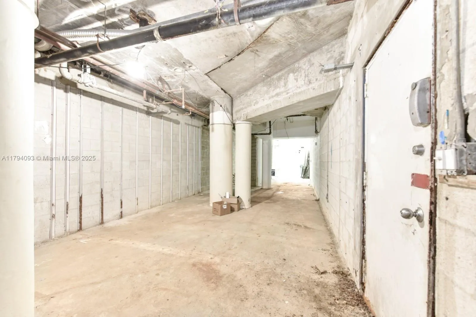 2843 S Bayshore Dr # 2, Miami FL 33133