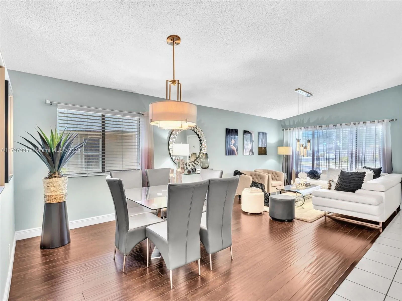 5206 NW 99th Ave, Sunrise FL 33351