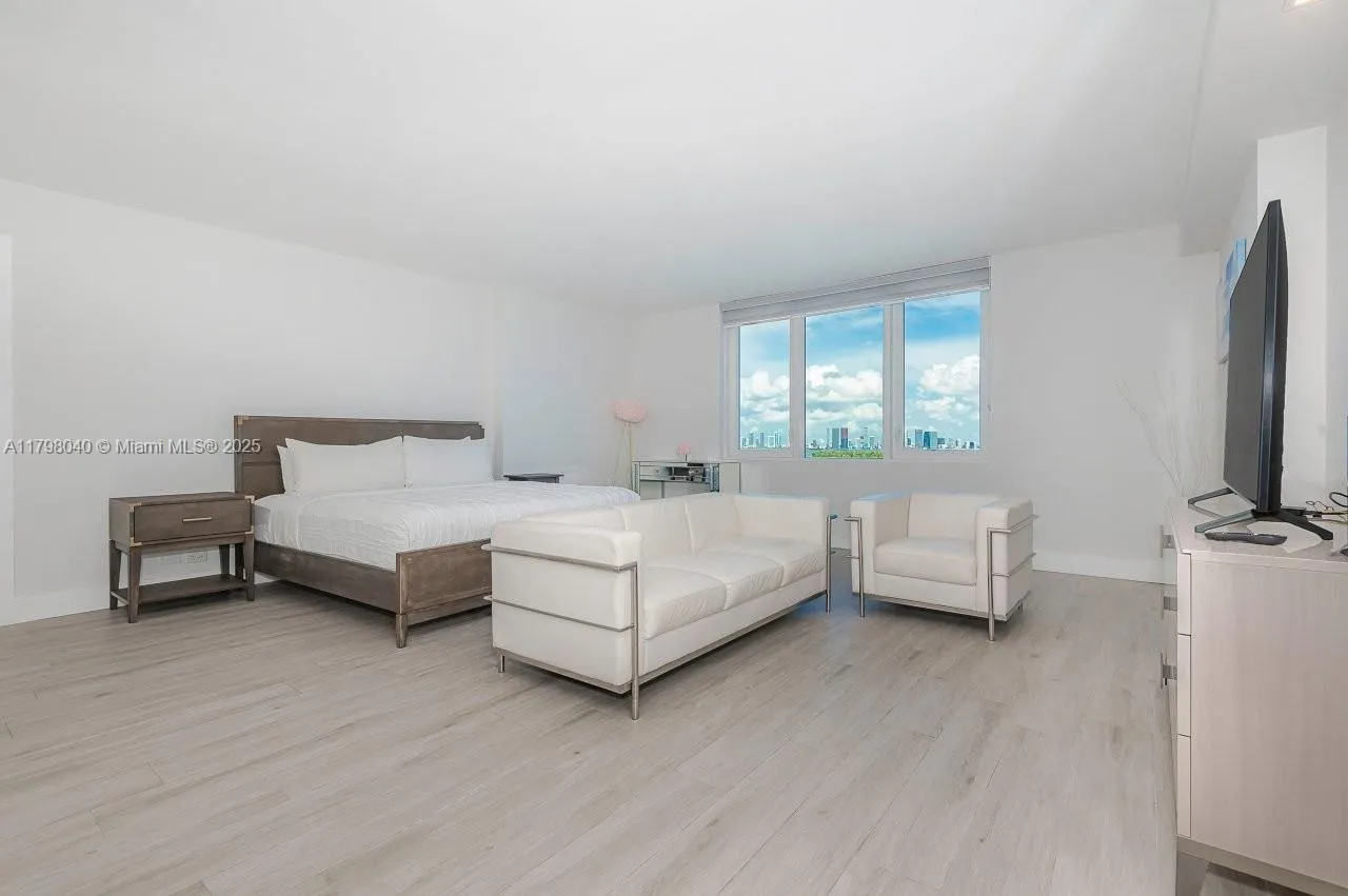 2301 Collins Ave # 1531, Miami Beach FL 33139