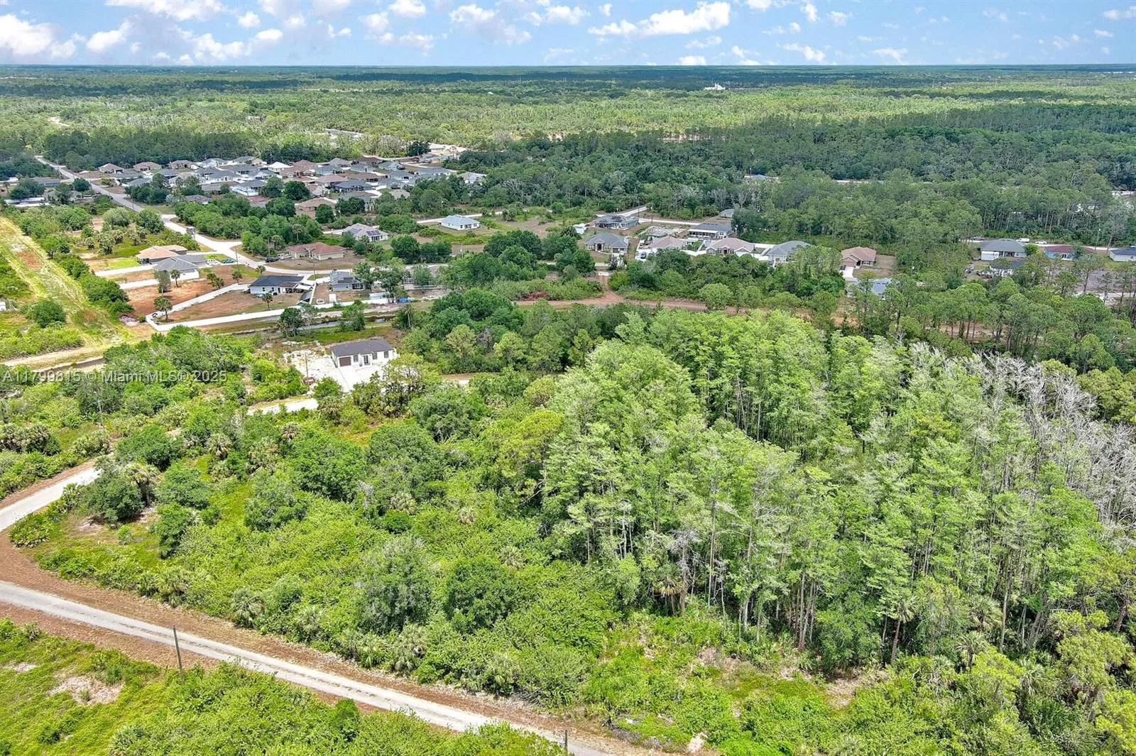 520 Woodman Dr, Lehigh Acres FL 33972