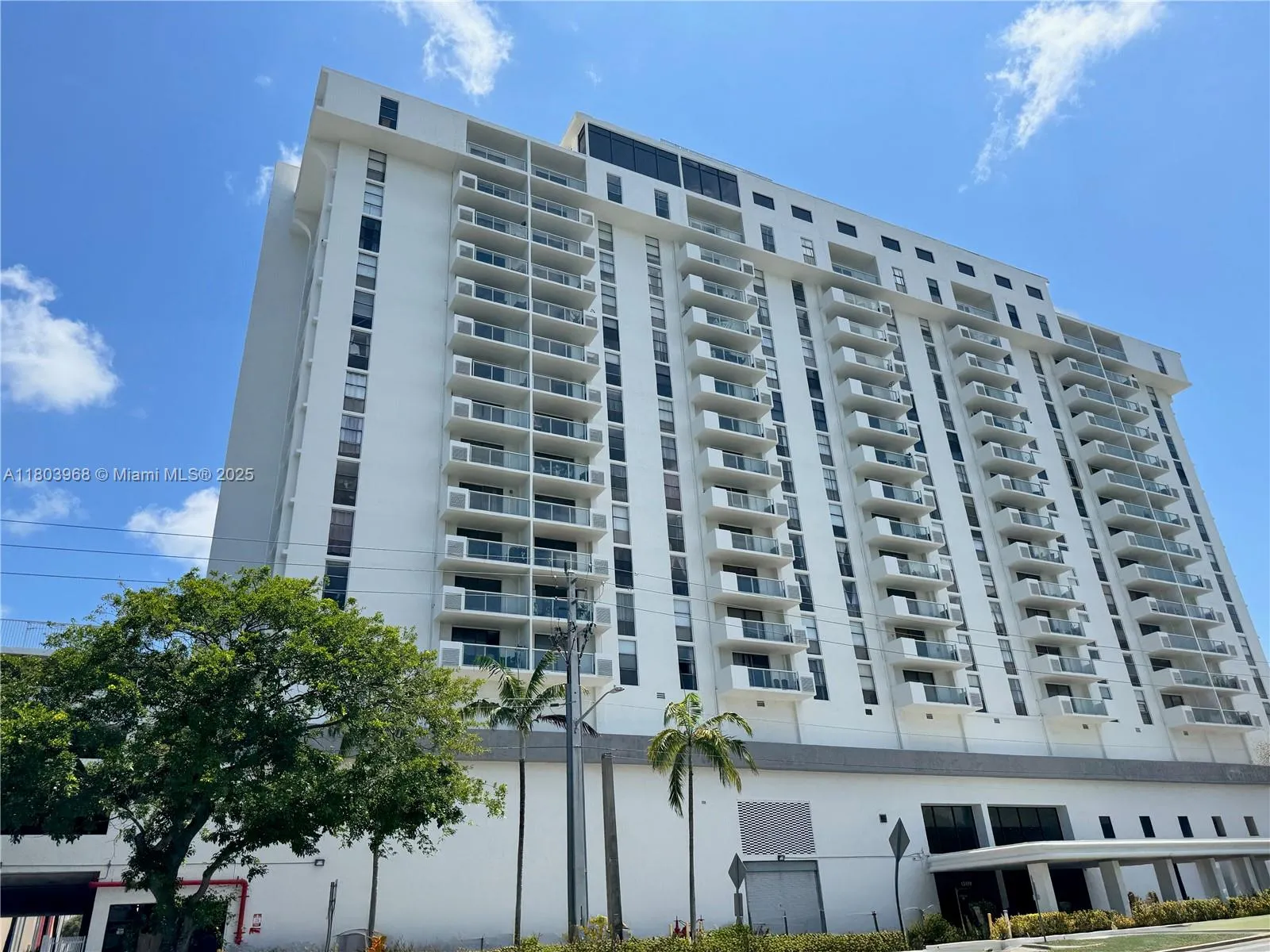 2 bedroom 2 bath for sale at 13499 Biscayne Blvd # 702, North Miami FL 33181