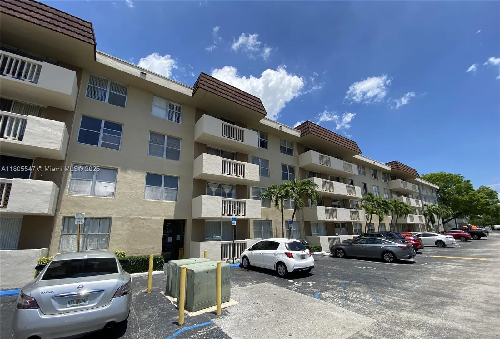 1800 Sans Souci Blvd # 119, North Miami FL 33181
