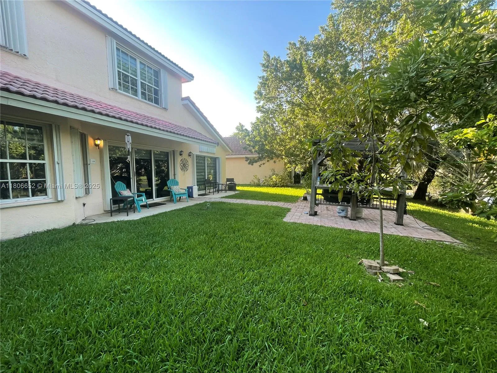 2220 NW 137th Ave, Sunrise FL 33323