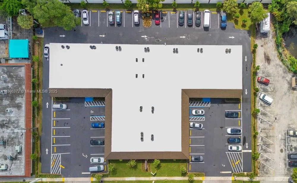 1100-04 Sunset Strip # 04, Sunrise FL 33313