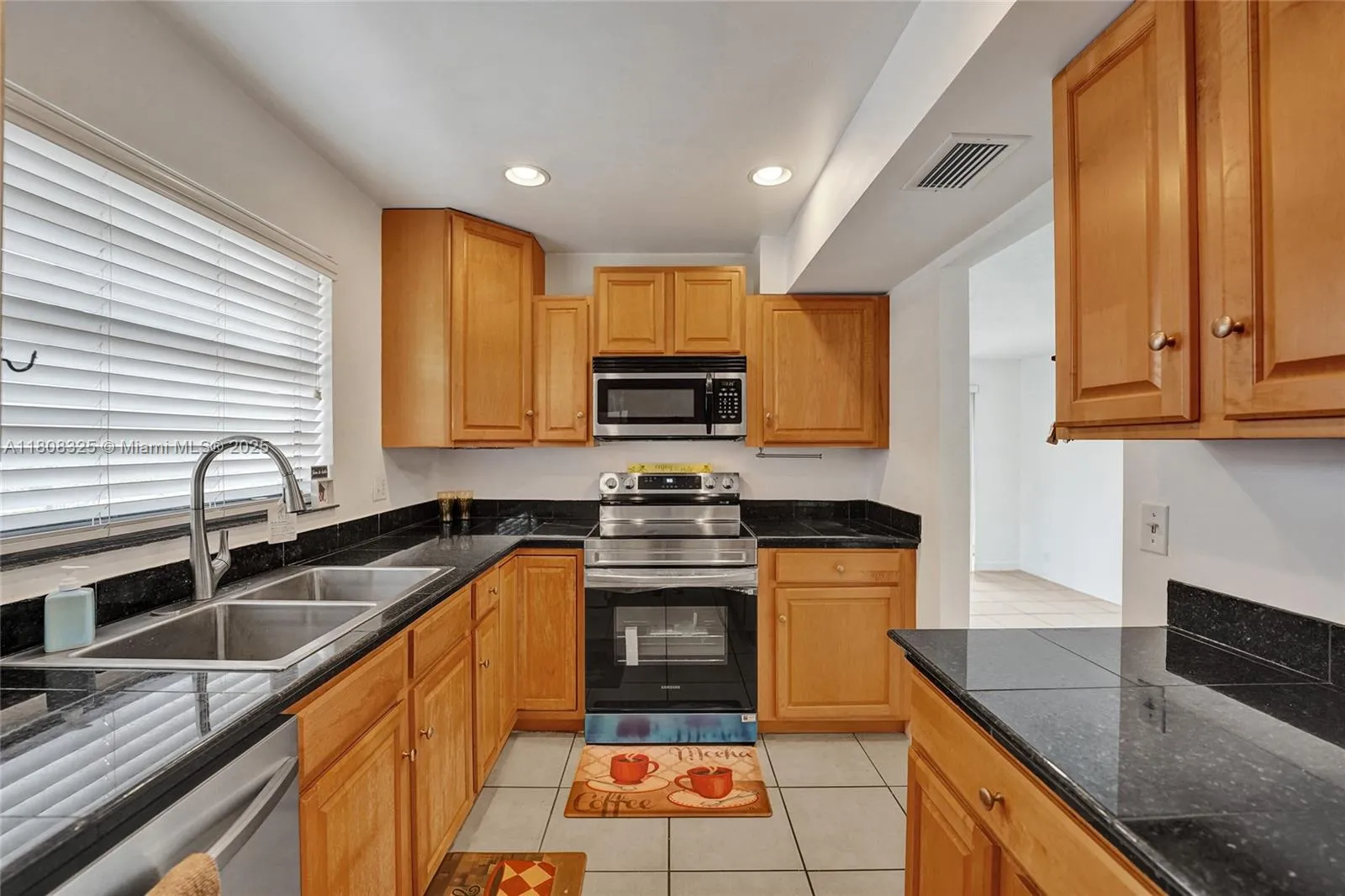 1551 NW 92nd Ave # 185, Pembroke Pines FL 33024