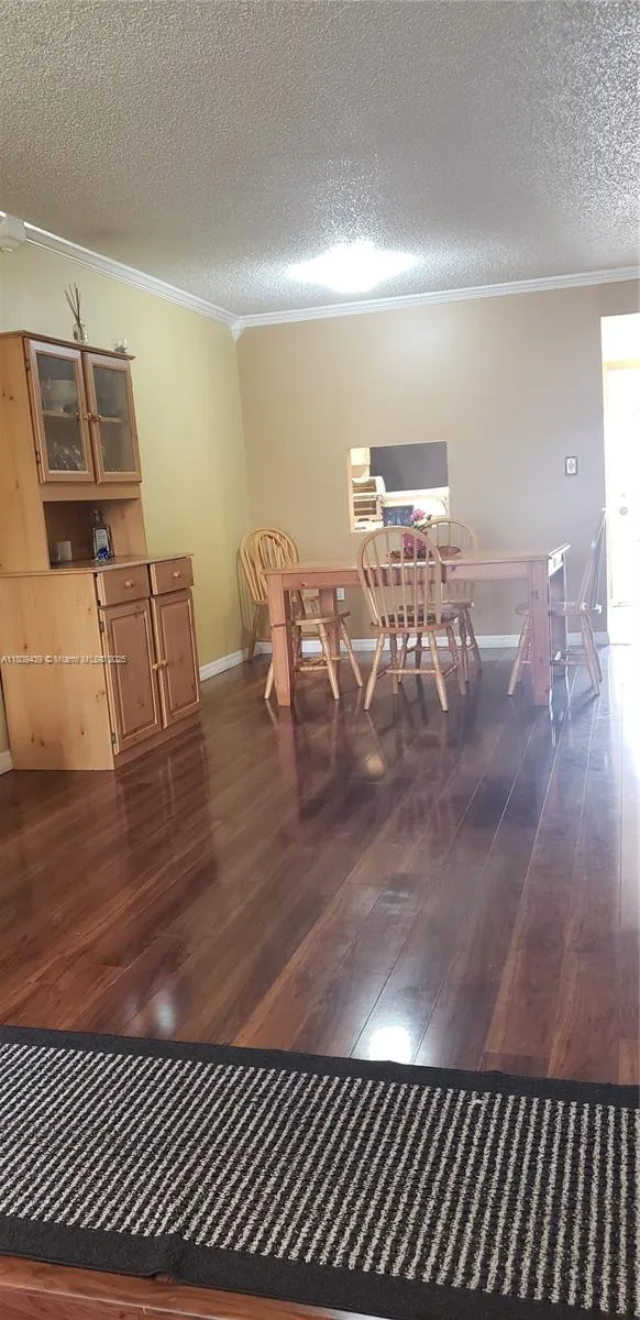 8280 Sunrise Lakes Blvd # 105, Sunrise FL 33322