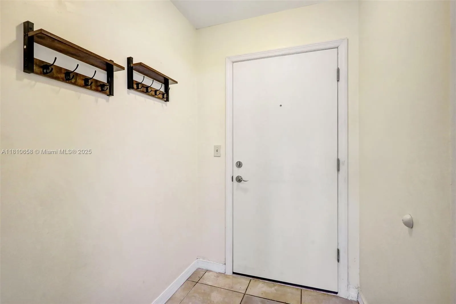 1780 NE 191st St # 2, Miami FL 33179